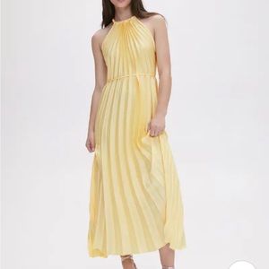 Pleated halter neck dress MANGO